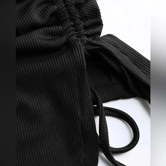 Asymmetrical Hem Drawstring Short Sleeve Tee​ - Picture 3 of 7